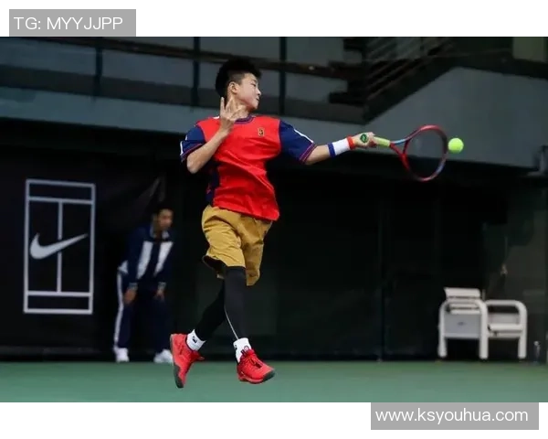 南京网球队实力揭秘：网球巨献背后的奋斗与荣耀